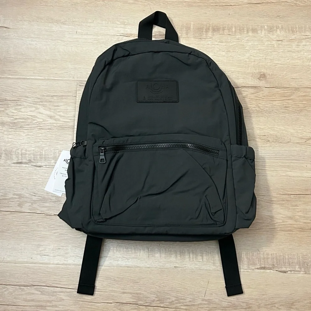 ✨LAST ONE✨NWT Aloha Collection Keep It Light Backpack Black - Picture 10 of 13